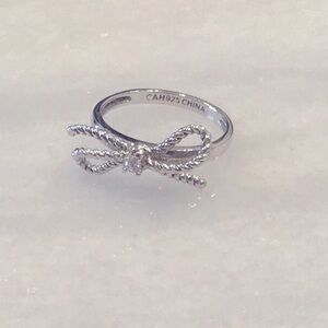 Bow Ring crystal inset, size 6